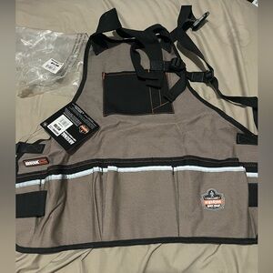 Shop Tool Apron Ergodyne Arsenal 5700 16-pocket